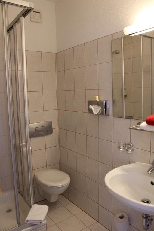 Aparthotel 1A Цвиккау Номер фото